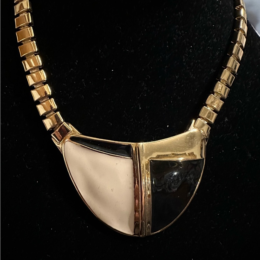 Vintage‎ Trifari Necklace Choker Gold Time Black & Cream White Enamel